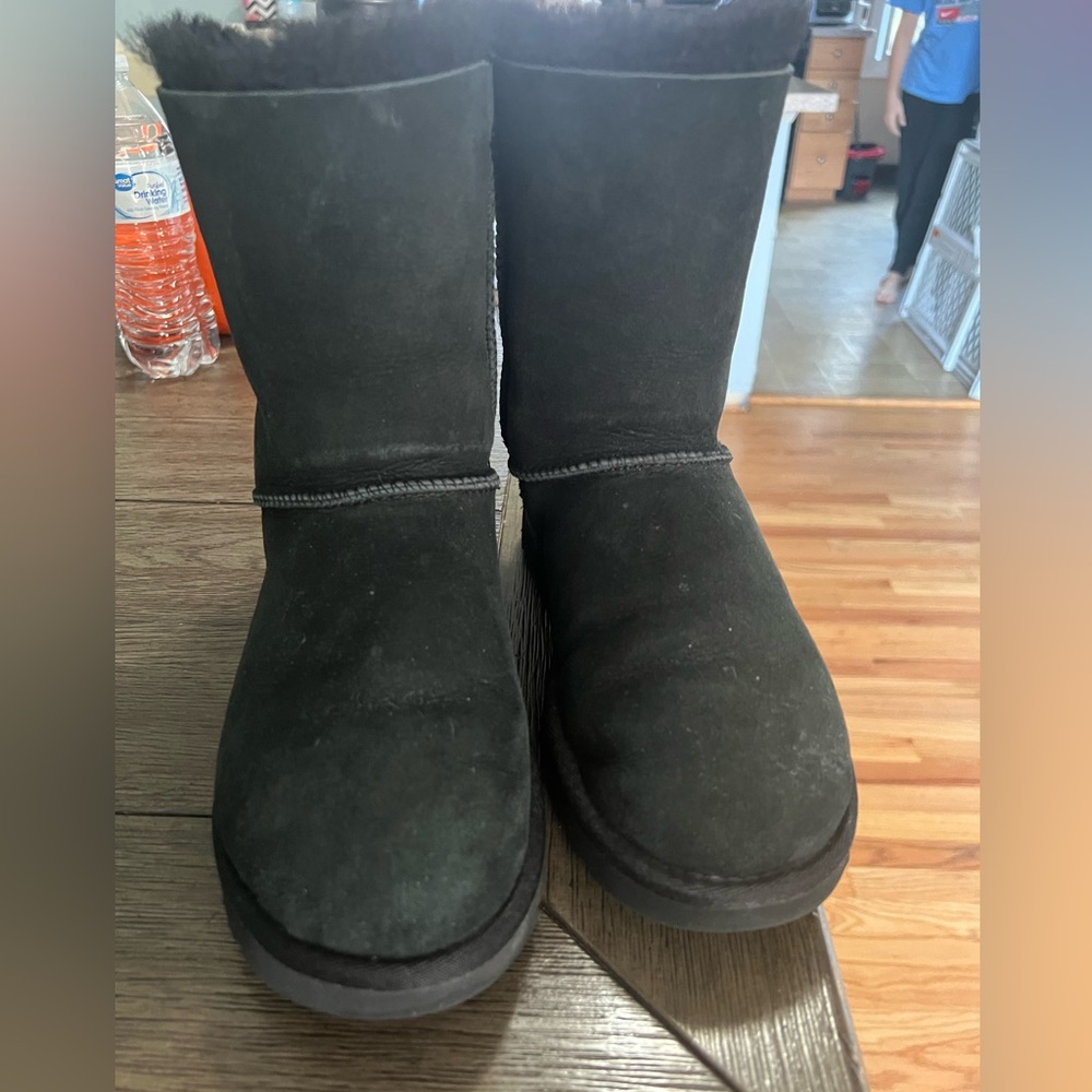Woman’s ugg Bailey bow boots